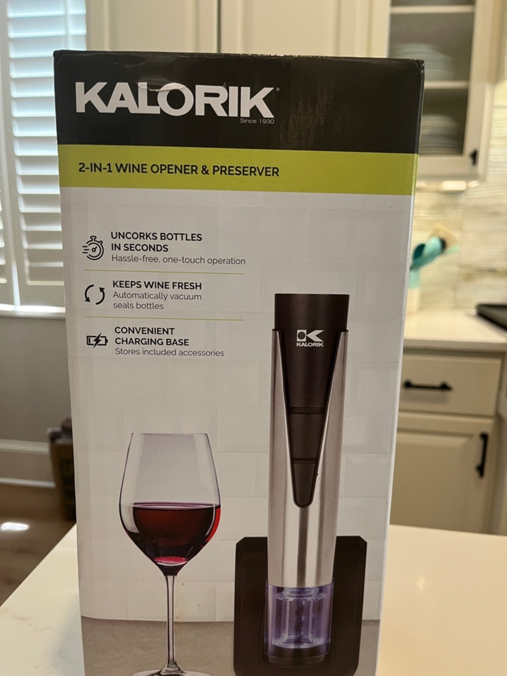 Kalorik 2 in 1 wine opener and preserver